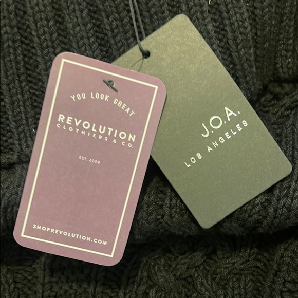 J.O.A. Black Off-the-Shoulder Sweater - Picture 4 of 8